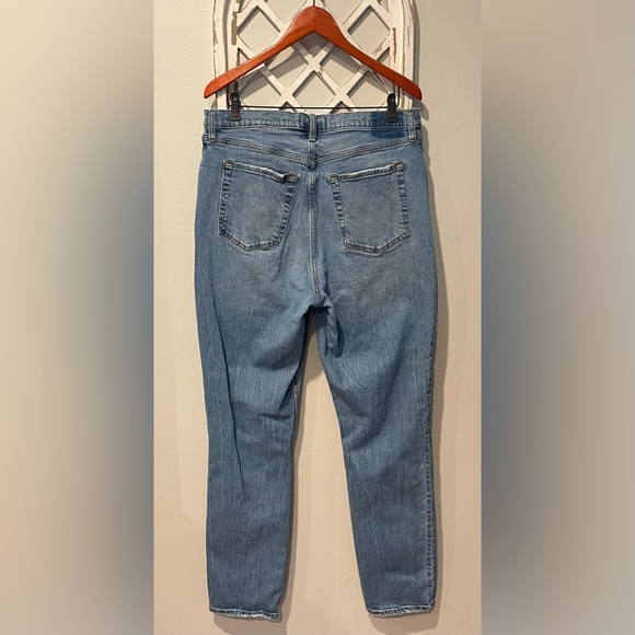 Abercrombie & Fitch 90’s Curve Love Slim Straight Ultra High Rise Size 33/16L - Picture 4 of 14